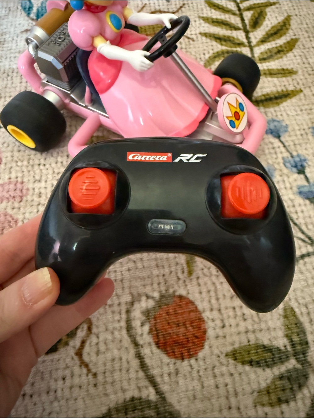 Princess Peach RC Toy Mario Kart - working great condition - Picture 5 of 7